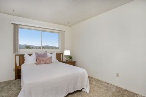 1849 Rolling Hl Dr, Fullerton CA 92835-2250 exterior