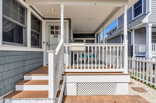 403 New York Ave, Point Pleasant Beach NJ 08742-3338 exterior