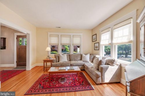 14 Glendale Ave, Alexandria VA 22301-2403 exterior