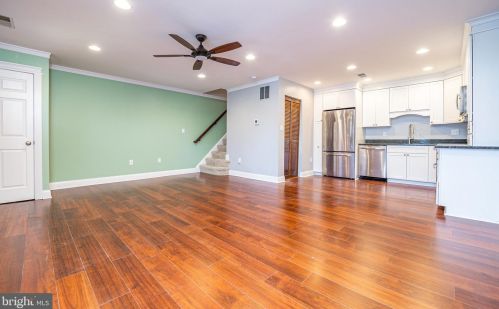 4103 11th Pl, Arlington VA  22201-4687 exterior