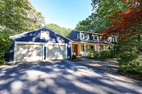 25 Poor Richards Dr, Concord, NH 03304-3506