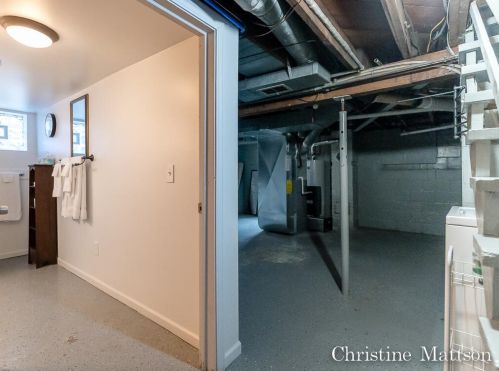 1849 Cherry St, Meskegon MI  49441-1013 exterior