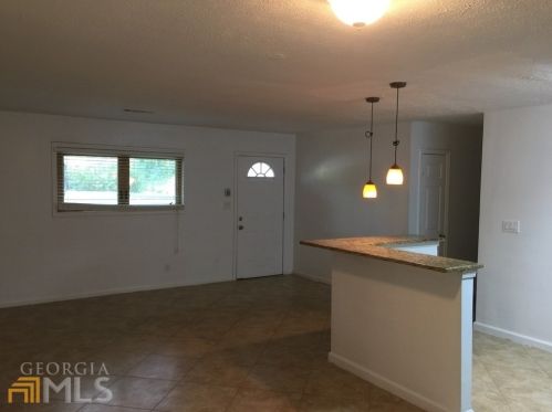 3655 Leisure Ln, Atlanta GA  30349-4469 exterior