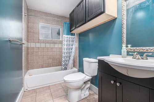 511 West St, Three Rivers MI 49093-2358 exterior