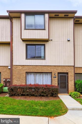 1717 Westwind Way, Mc Lean VA  22102-1605 exterior