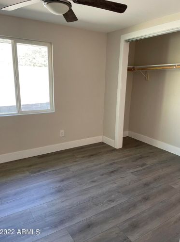 8816 1st St, Phoenix AZ  85020-2802 exterior