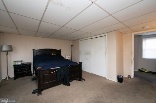 6829 Waldorf Ave, Camden NJ 08110-6109 exterior