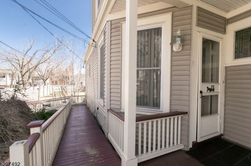 115 Church St, Hackettstown, NJ 07840-2206