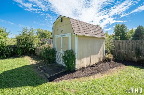 1628 Leffingwell Ave, Grand Rapids MI 49525-3902 exterior