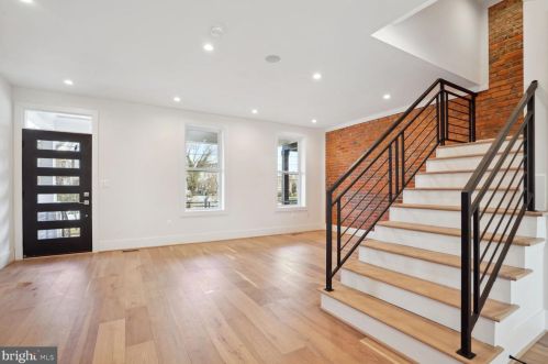 3912 New Hampshire Ave, Washington DC  20011-7917 exterior