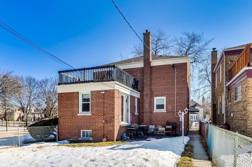 9300 Hamilton Ave, Chicago IL 60643-6311 exterior