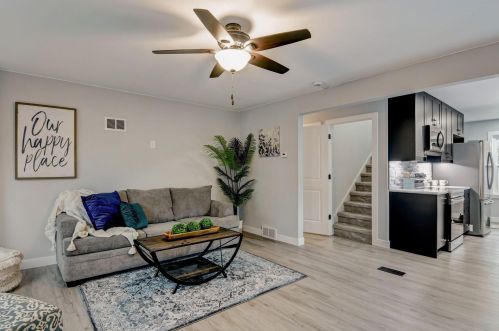 2908 77th St, Milwaukee WI  53222-5016 exterior