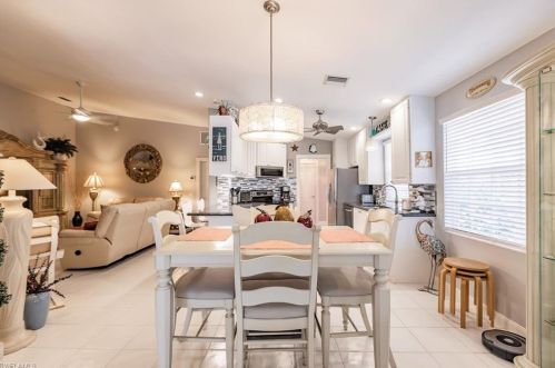 4091 Los Altos Ct, Naples FL 34109-1309 exterior