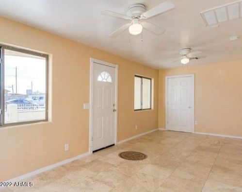 3140 Alvarado Rd, Phoenix AZ 85009-2435 exterior