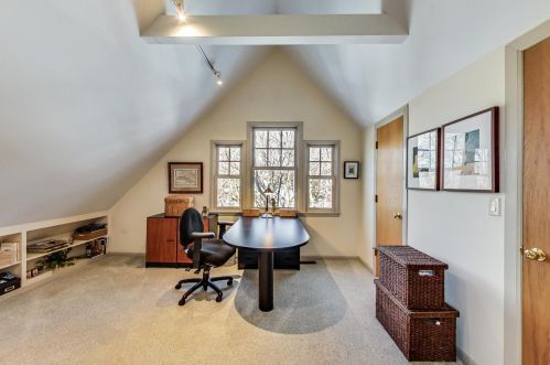 1133 Schubert Ave, Chicago IL 60614-1507 exterior