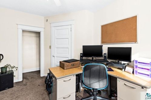 14 Penton Blvd, Duluth MN 55808-1133 exterior