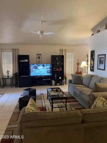 513 Aire Libre Ave, Phoenix AZ 85053-2835 exterior