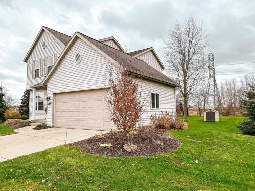 2634 Cotherstone Dr, Wyoming, MI