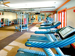 1900 Hi Line Dr, Dallas TX  75207-3333 exterior