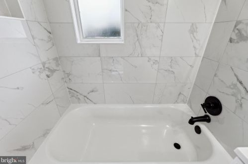 4000 Javins Dr, Alexandria VA  22310-2037 exterior