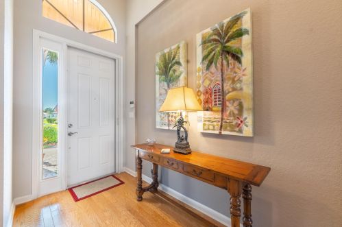 353 Shoreline Cir, Fort Pierce, FL 34986-2912