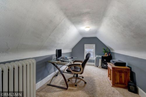 1025 Jameson St, Saint Paul MN 55103-1445 exterior