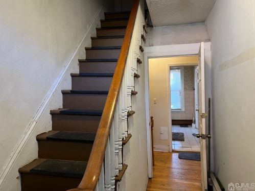 108 Hamilton St, New Brunswick NJ 08901-1218 exterior