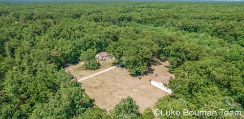 1771 51 St, Fennville MI 49408-9568 exterior