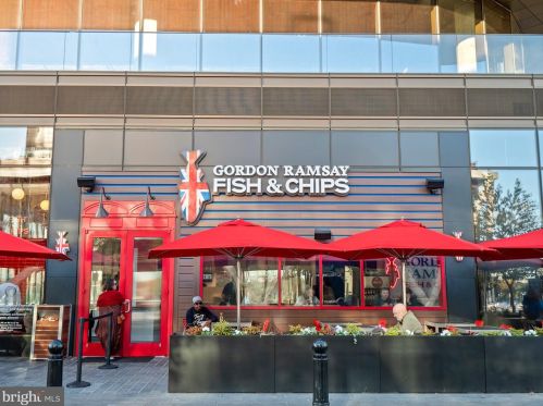 1435 4th St, Washington DC  20024-2200 exterior