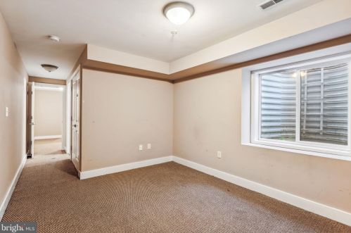 3146 Broad St, Philadelphia PA 19147-4919 exterior