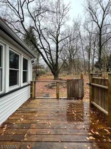 147 Kiel Ave, Kinnelon NJ 07405-2547 exterior