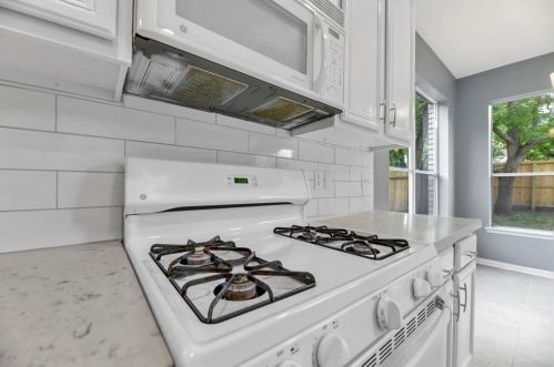 6019 Kelly Ml Ln, Humble TX 77346-2078 exterior