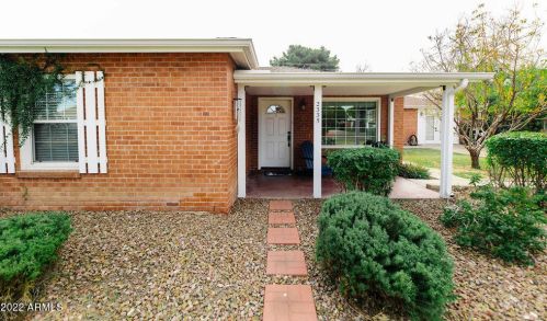 2335 Fairmount Ave, Phoenix AZ 85016-6718 exterior