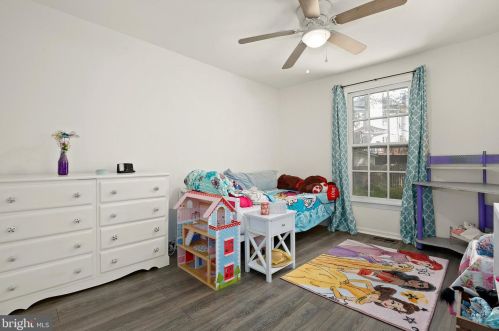 1812 Tufa Ter, Silver Spring MD 20904-5352 exterior