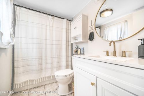 1412 Tamiami Rd, Lacey NJ 08731-5038 exterior