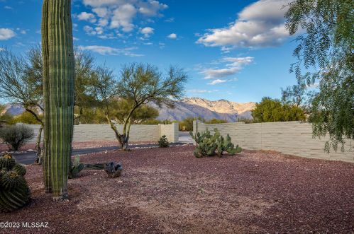 4415 Pontatoc Rd, Tucson AZ  85718-6750 exterior