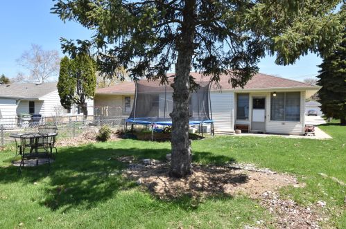 3777 69th St, Milwaukee WI  53220-1812 exterior