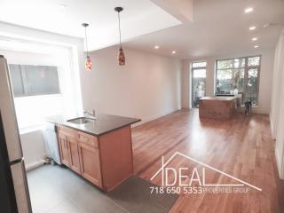 717 Dean St, Brooklyn NY  11238-3116 exterior