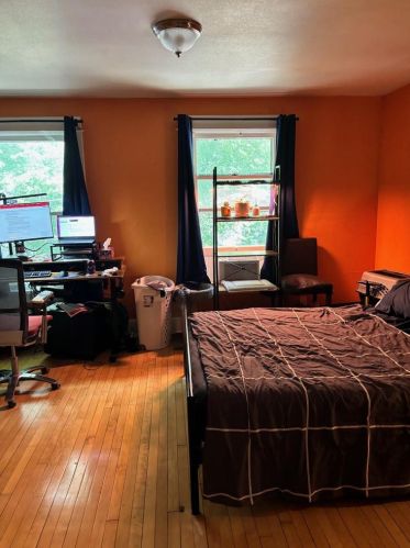 1142 Jenifer St, Madison WI 53703-3745 exterior