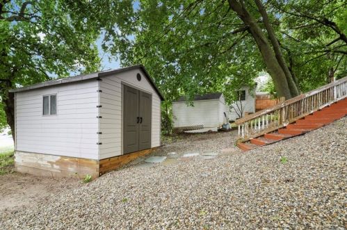 415 Mower St, Worcester MA 01602-1011 exterior