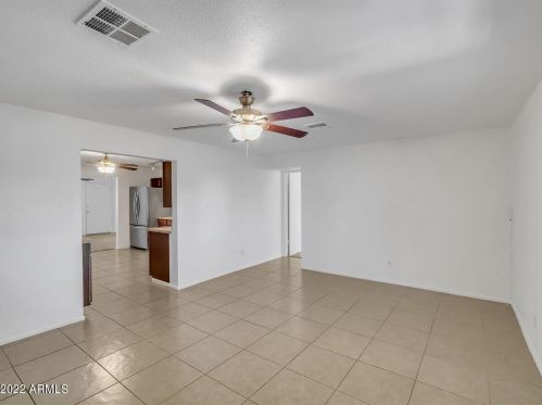 3417 Claire Dr, Phoenix AZ 85032-4932 exterior