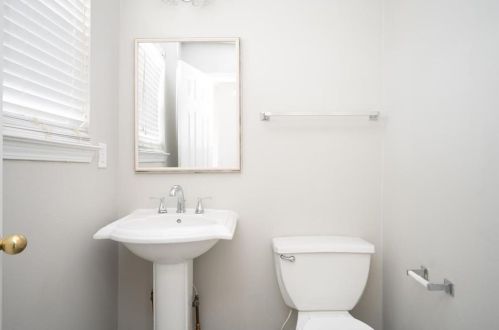 5844 Trent Walk Dr, Lithonia GA 30038-1938 exterior