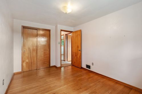 77 Observatory St, Manor PA 15665-9748 exterior