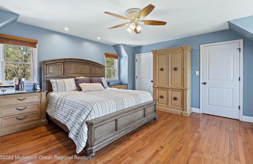 4 Country Rd, Jackson Twp NJ 08527-3300 exterior