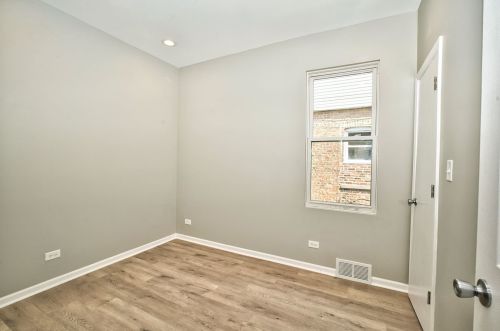 1334 56th Ct, Chicago IL  60804-1201 exterior