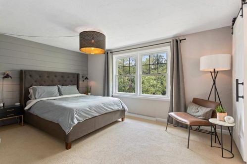 226 Columbia Dr, Pittsburgh PA  15236-4431 exterior