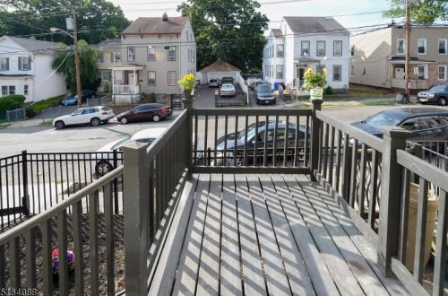 15 3 St, Paterson NJ 07506-1844 exterior