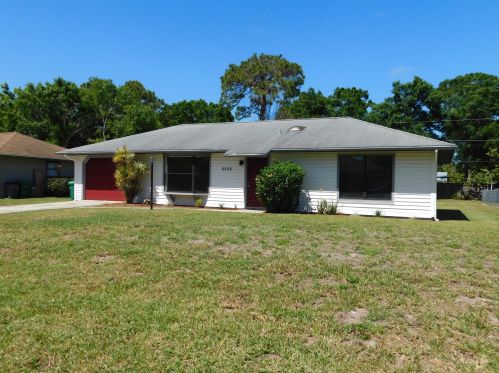 6506 Deland Ave, Fort Pierce, FL 34951-1524