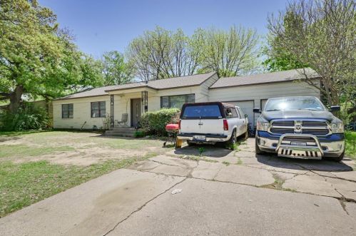 1614 4th St, Irving, TX 75060-2508