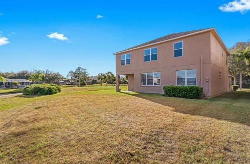 18111 Bahama Bay Dr, Tampa FL 33647-3458 exterior